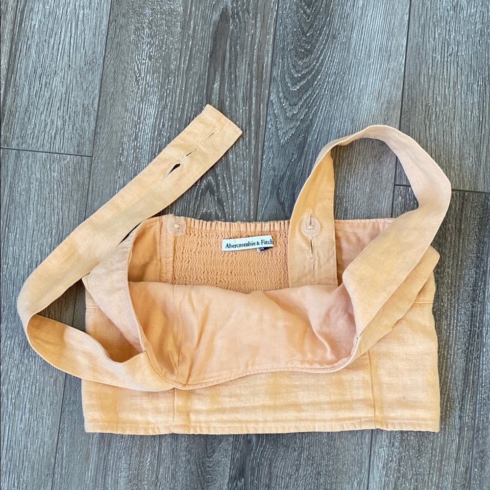 🔥$7 FINAL SALE 🔥Abercrombie & Fitch Peach color Tank Top - Picture 3 of 3